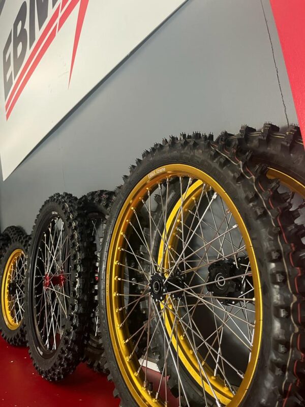 21"/18" Alloy 7000 Series Wheel Set for SurRon LBX (With either Dunlop or Michelin Starcross Tyres)