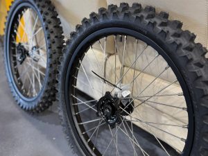 Ultra Bee Complete Wheels