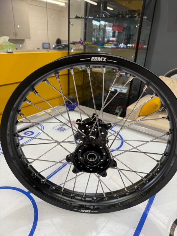 Ultra Bee 18" Rear Wheel (No Tyre)