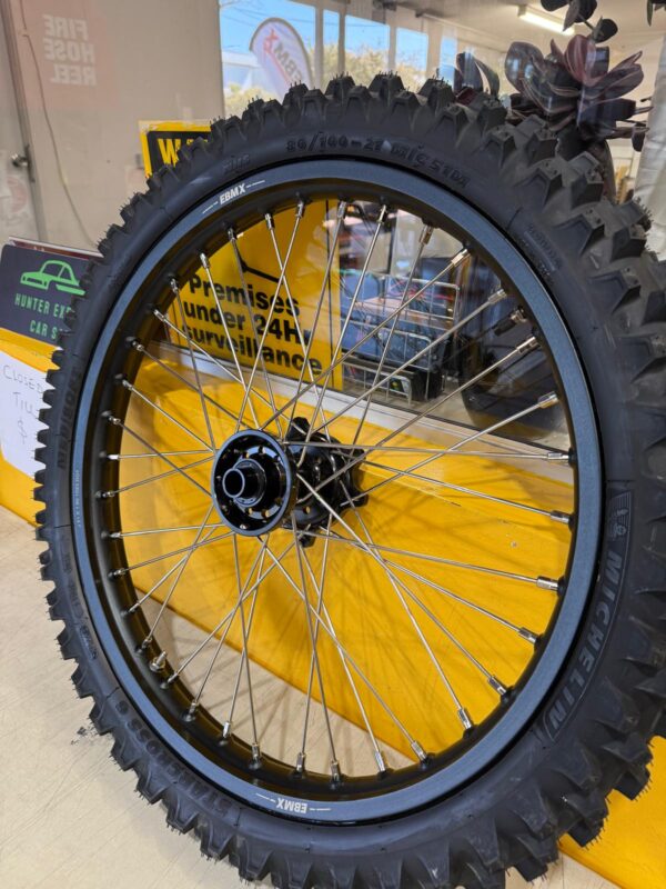 Ultra Bee 21" Front Wheel (No Tyre)