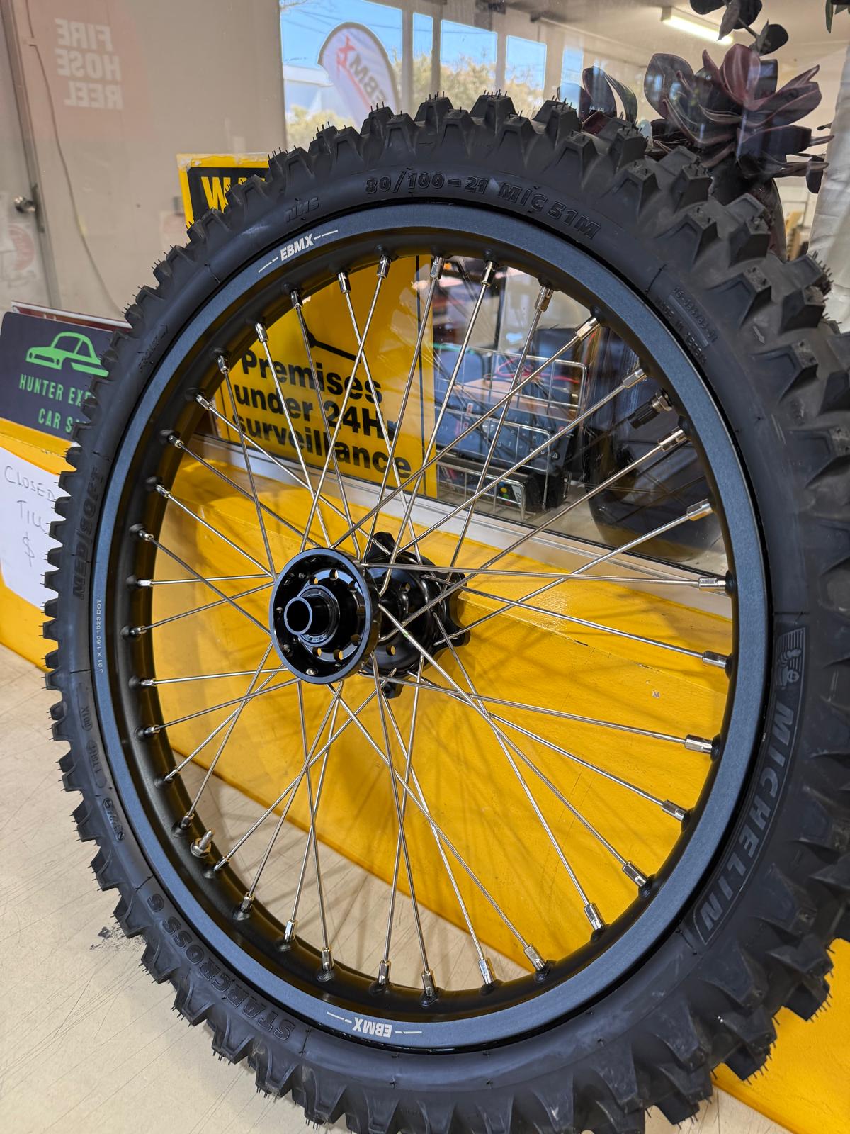 Ultra Bee 21" Front Wheel (No Tyre)
