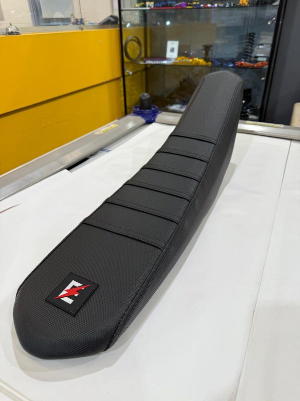 MPE SurRon Ultra Bee Grippy Seat Cover
